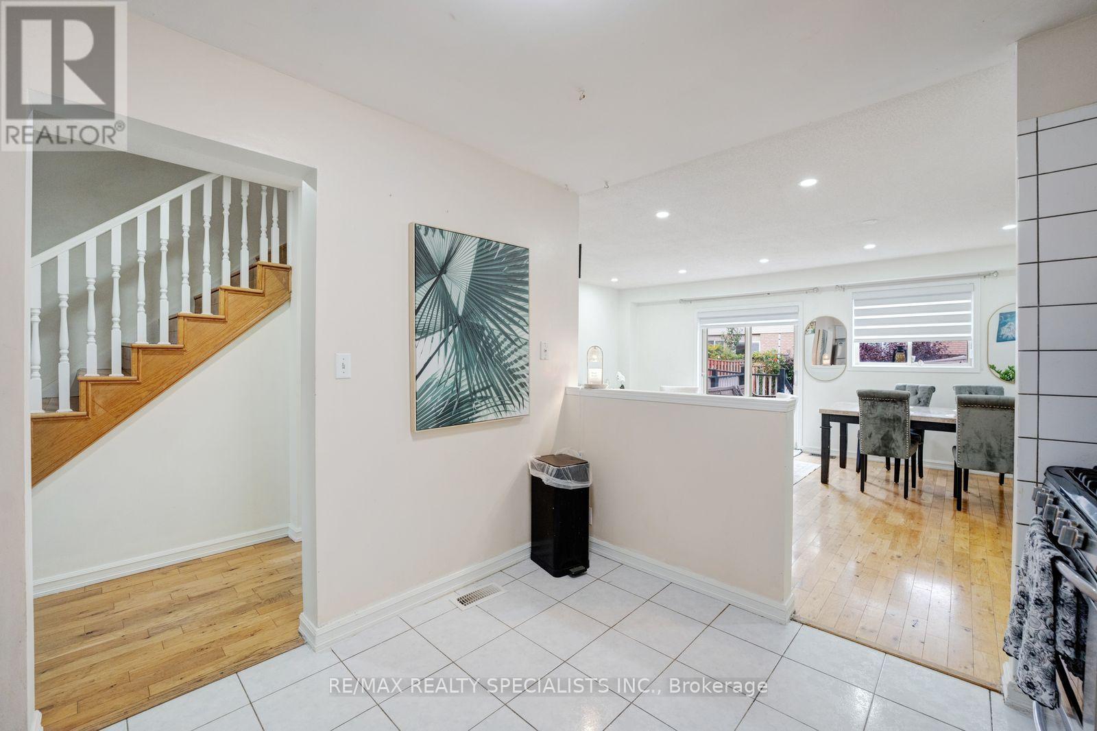 1754 Upper Gage Avenue Property Photo 17