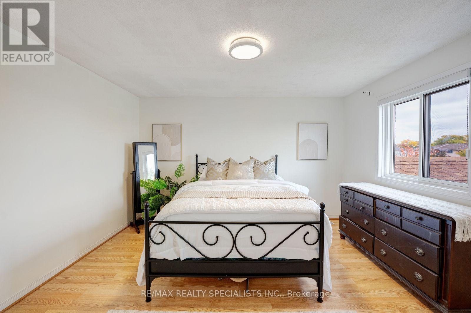1754 Upper Gage Avenue Property Photo 19