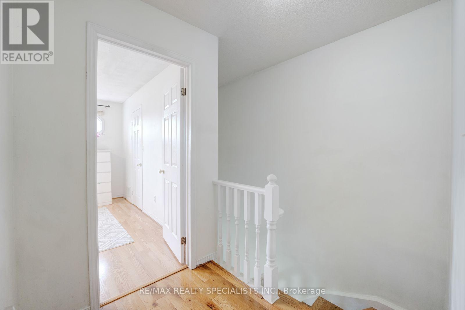 1754 Upper Gage Avenue Property Photo 27