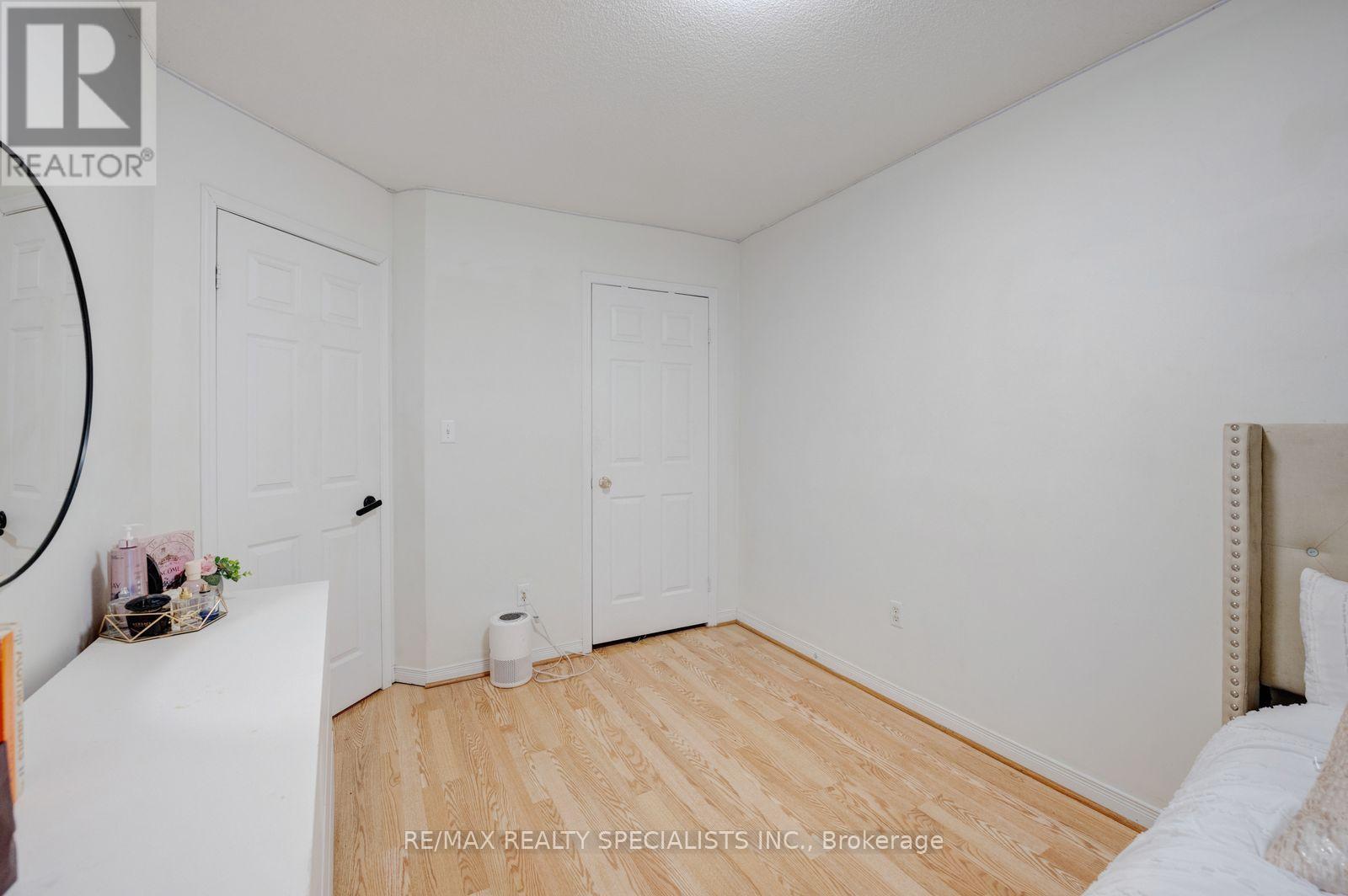1754 Upper Gage Avenue Property Photo 29