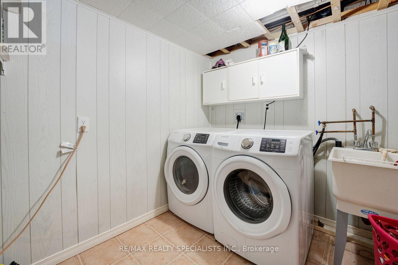 1754 Upper Gage Avenue Property Photo 32