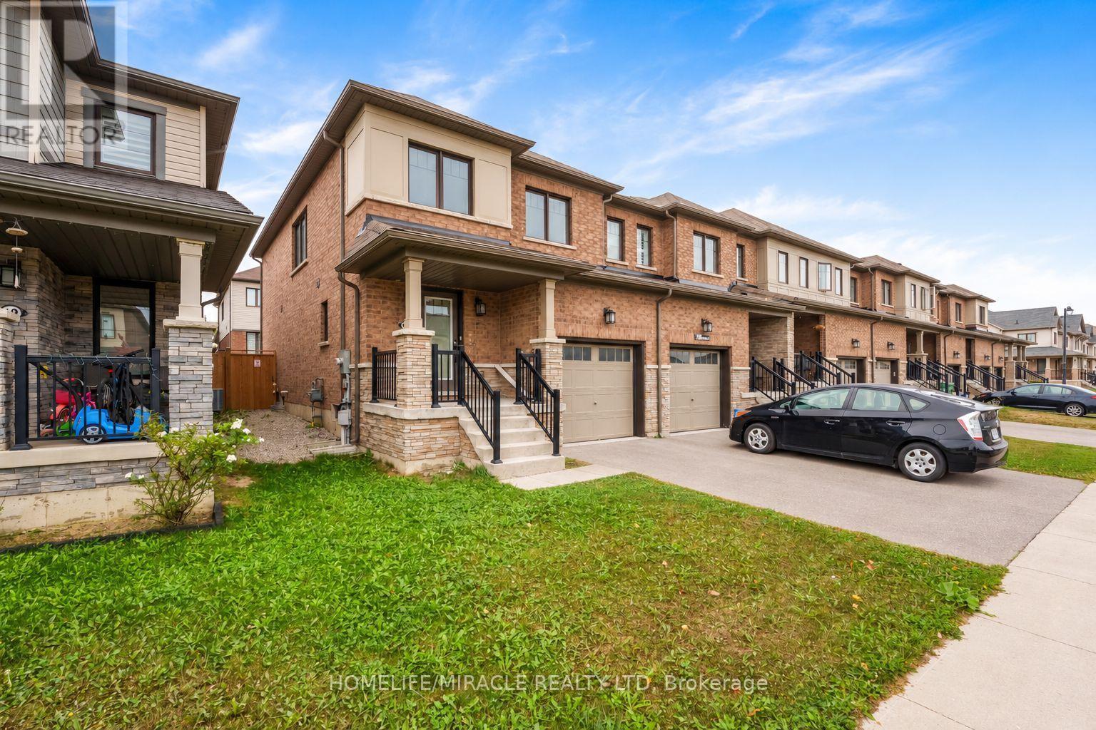 15 Bradshaw Drive Property Photo 2