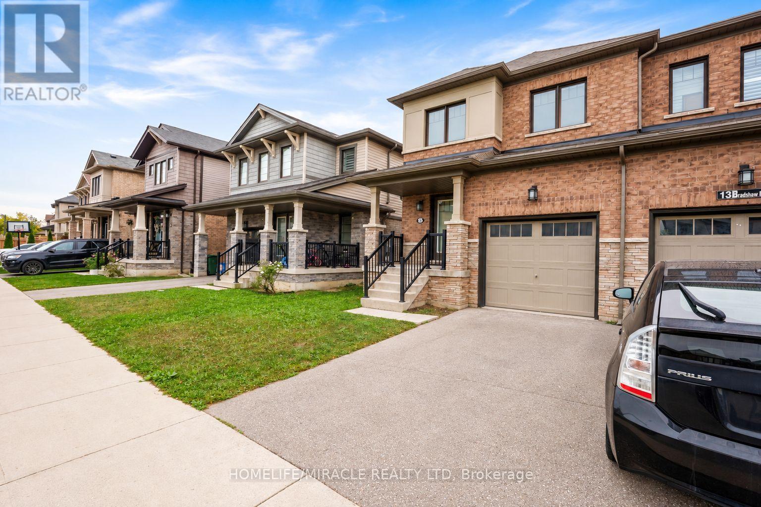 15 Bradshaw Drive Property Photo 3