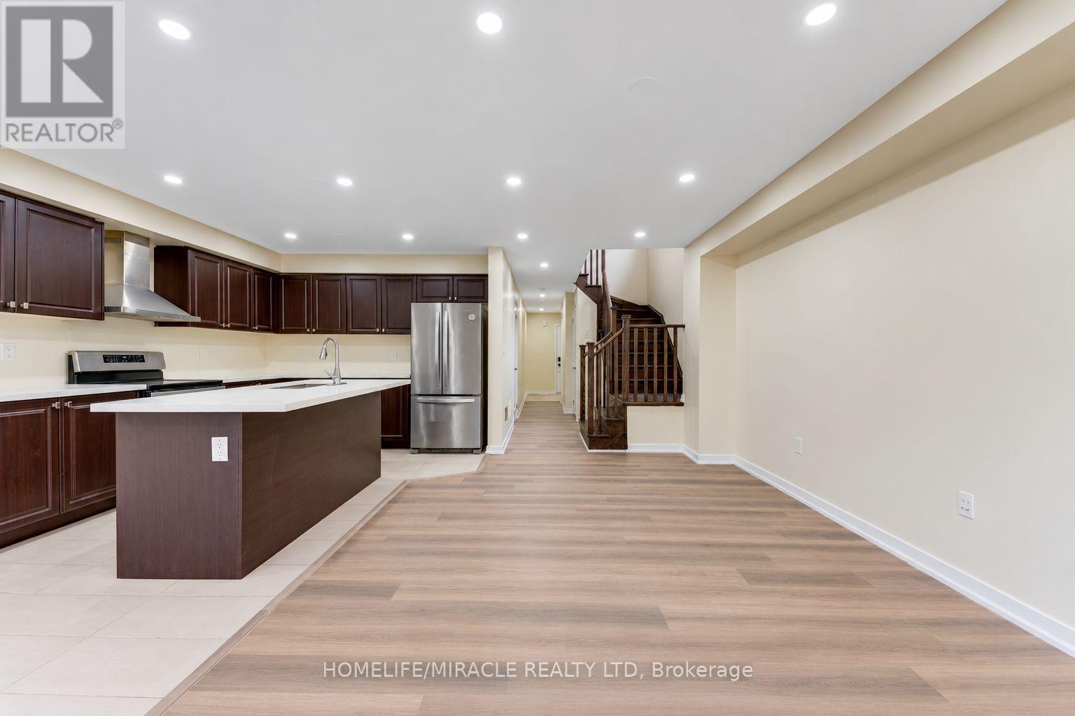 15 Bradshaw Drive Property Photo 10