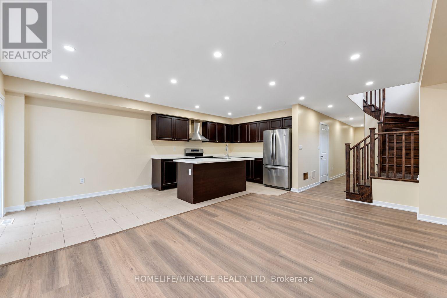 15 Bradshaw Drive Property Photo 11