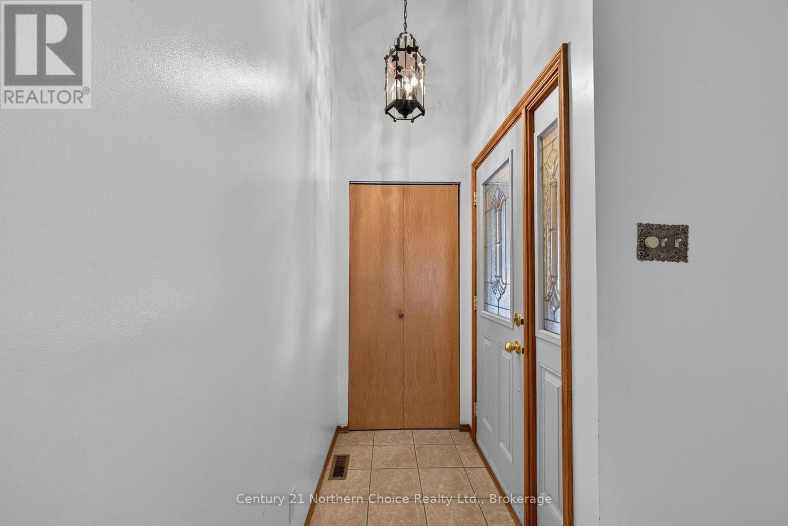 25 Cambrian Drive Property Photo 7