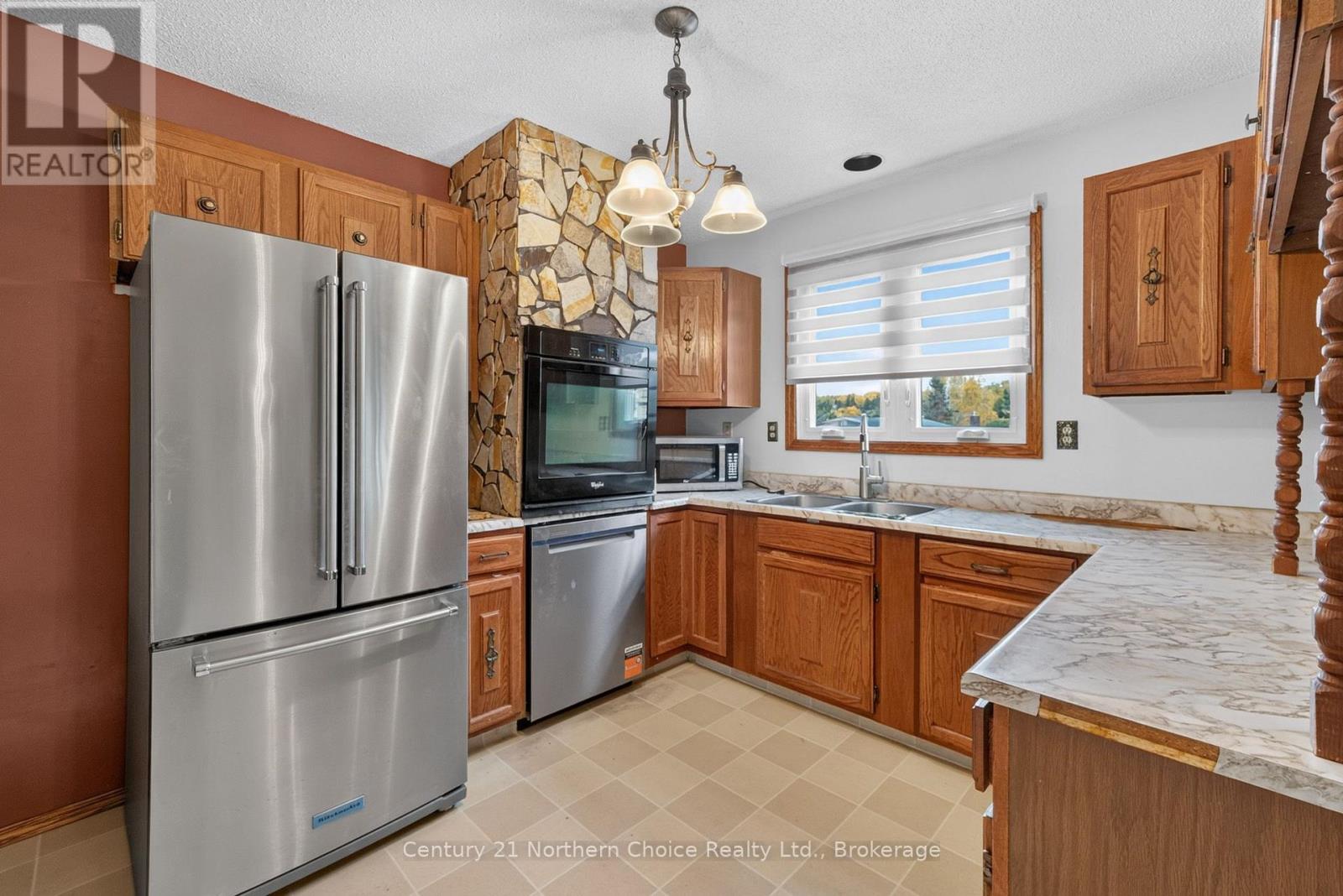 25 Cambrian Drive Property Photo 10