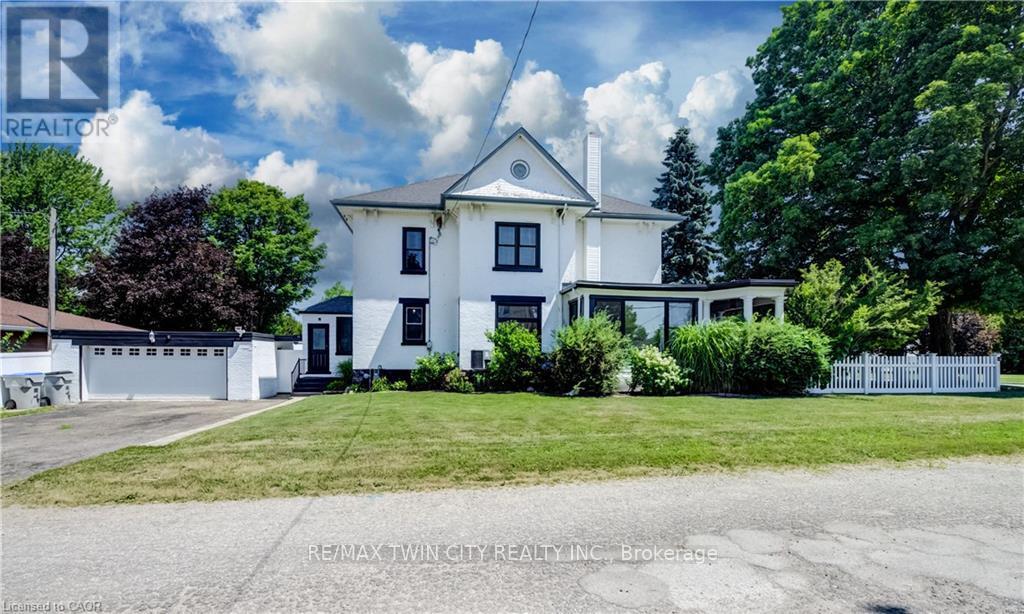 290 Turnberry Street Property Photo 1