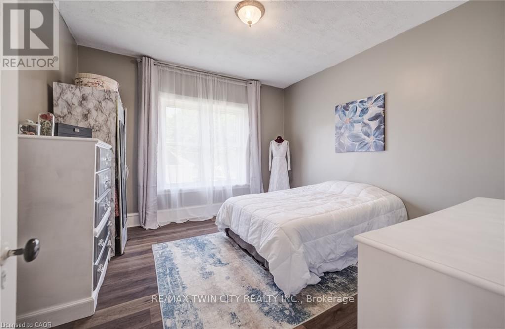 290 Turnberry Street Property Photo 26