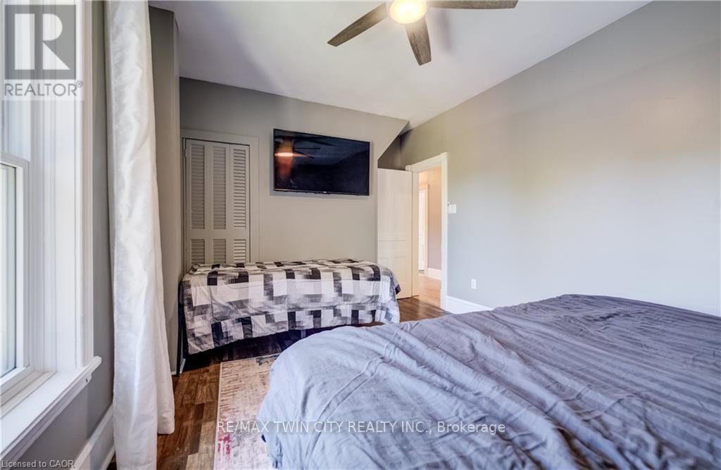 290 Turnberry Street Property Photo 31