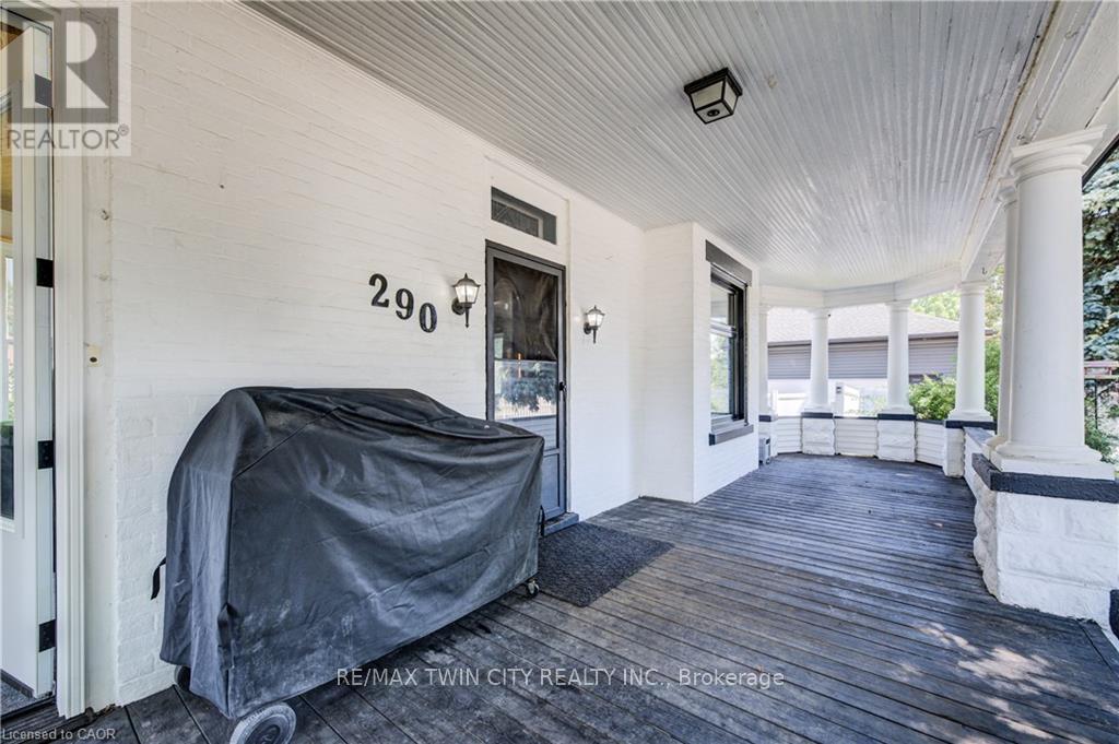 290 Turnberry Street Property Photo 35