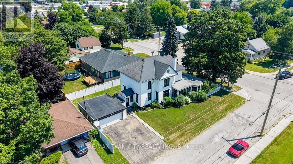 290 Turnberry Street Property Photo 40