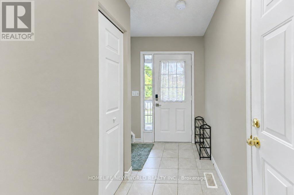561 Dansbury Drive Property Photo 3