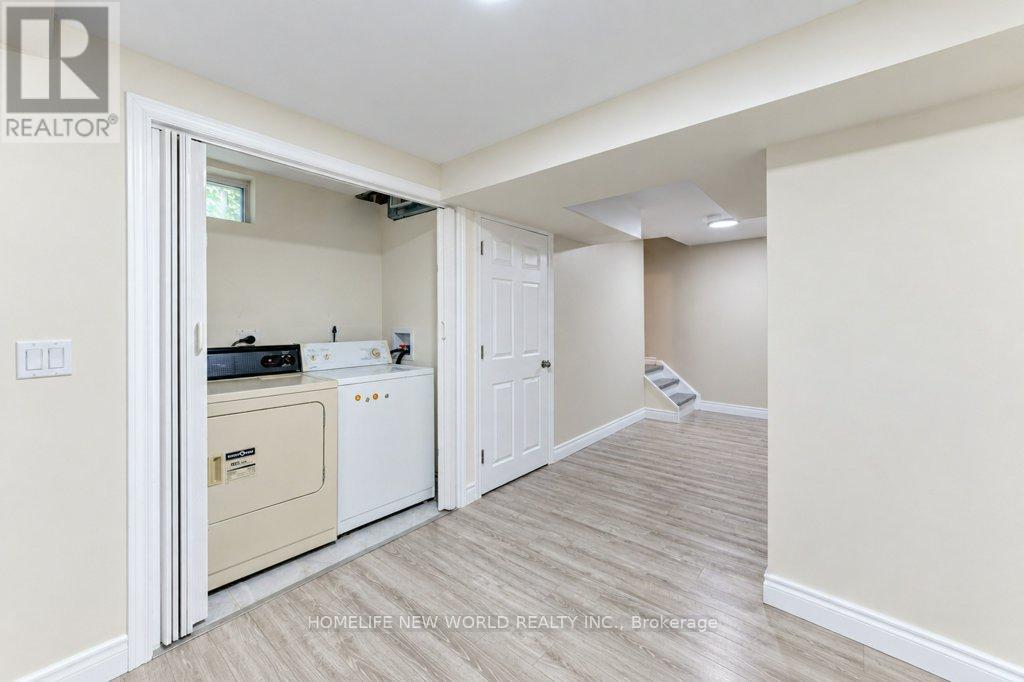561 Dansbury Drive Property Photo 15