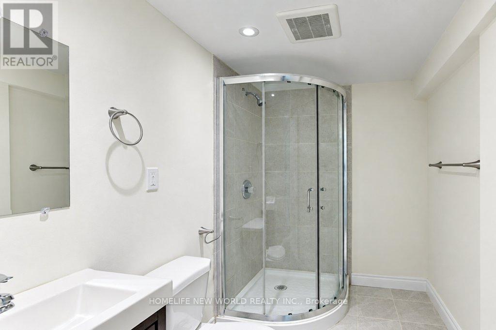 561 Dansbury Drive Property Photo 18