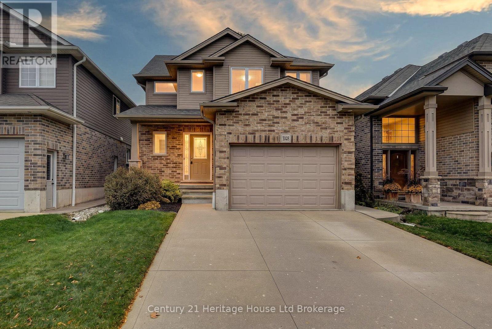 1028 Alberni Road Property Photo 1