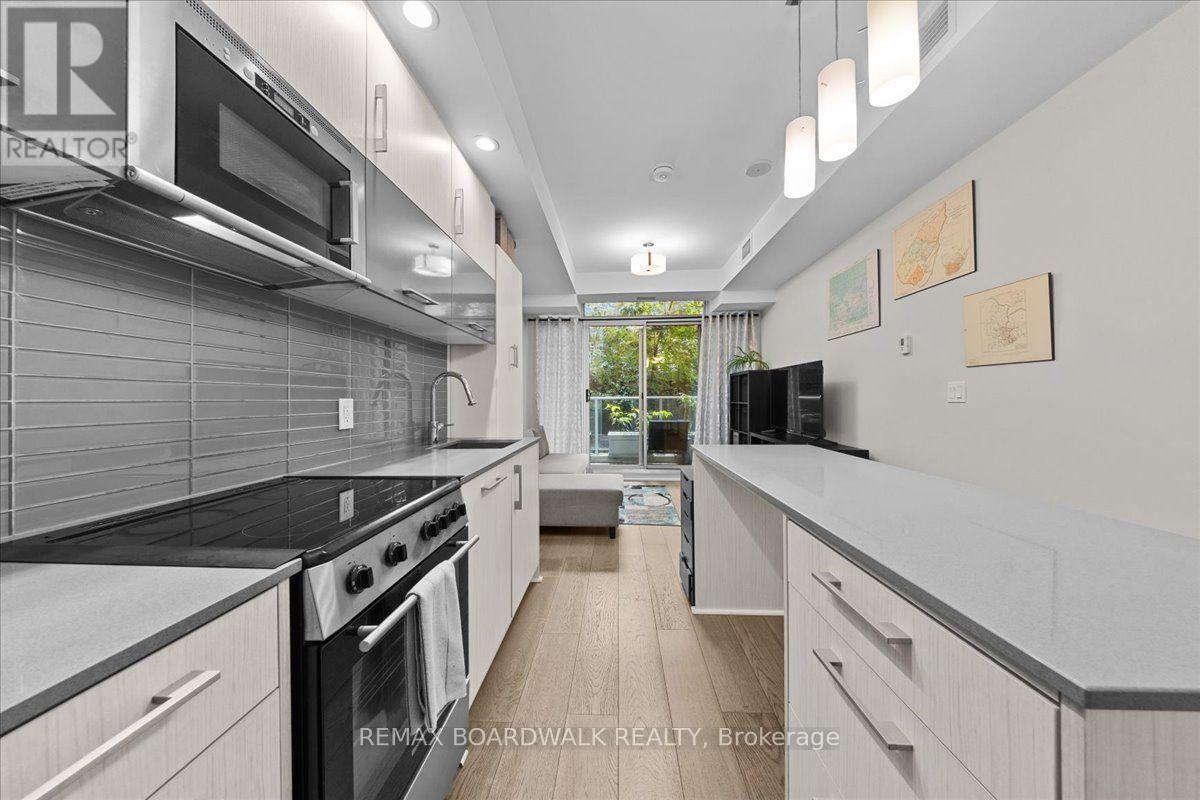 112 - 255 Bay Street E Property Photo 8
