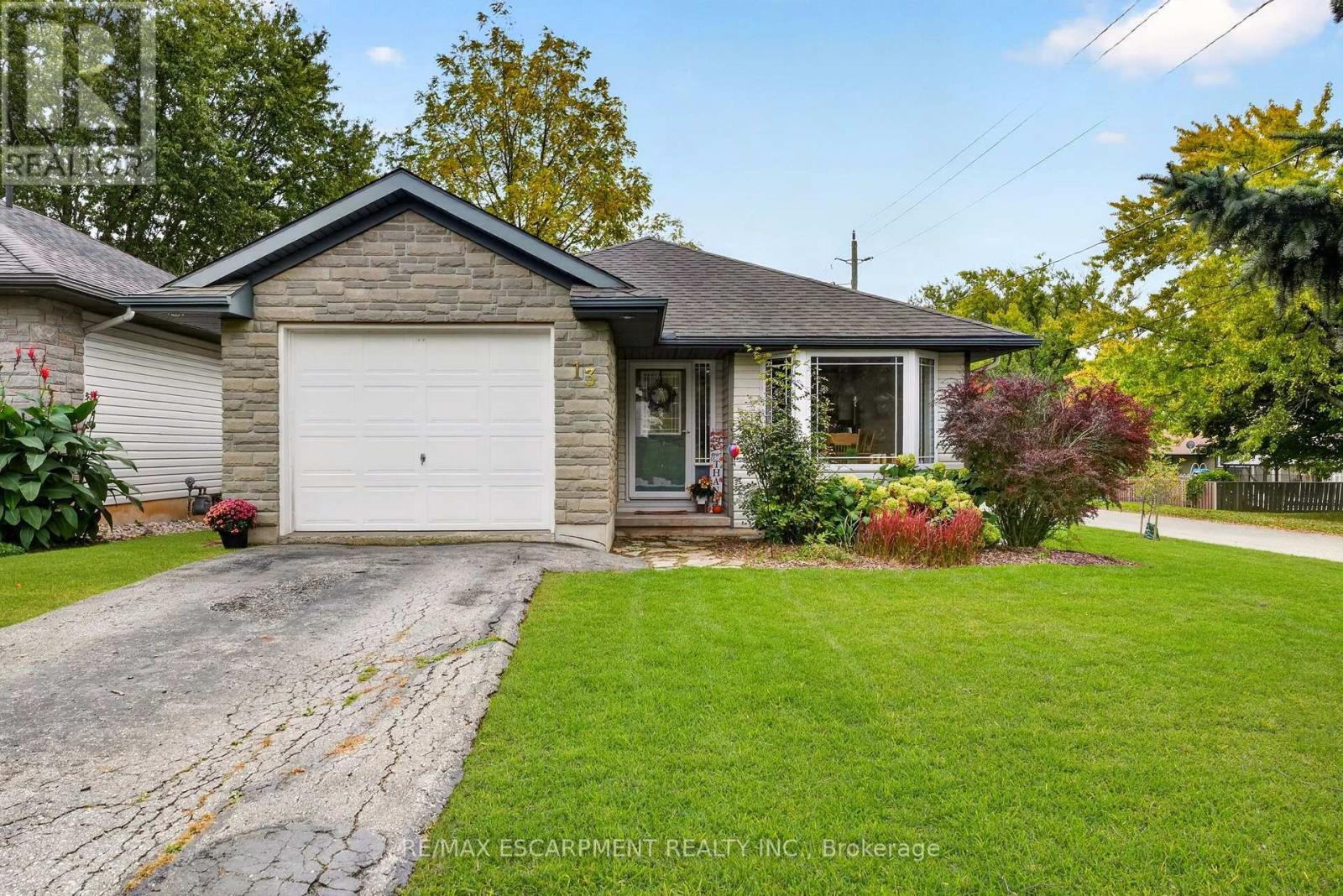 13 Barton Street Property Photo 1