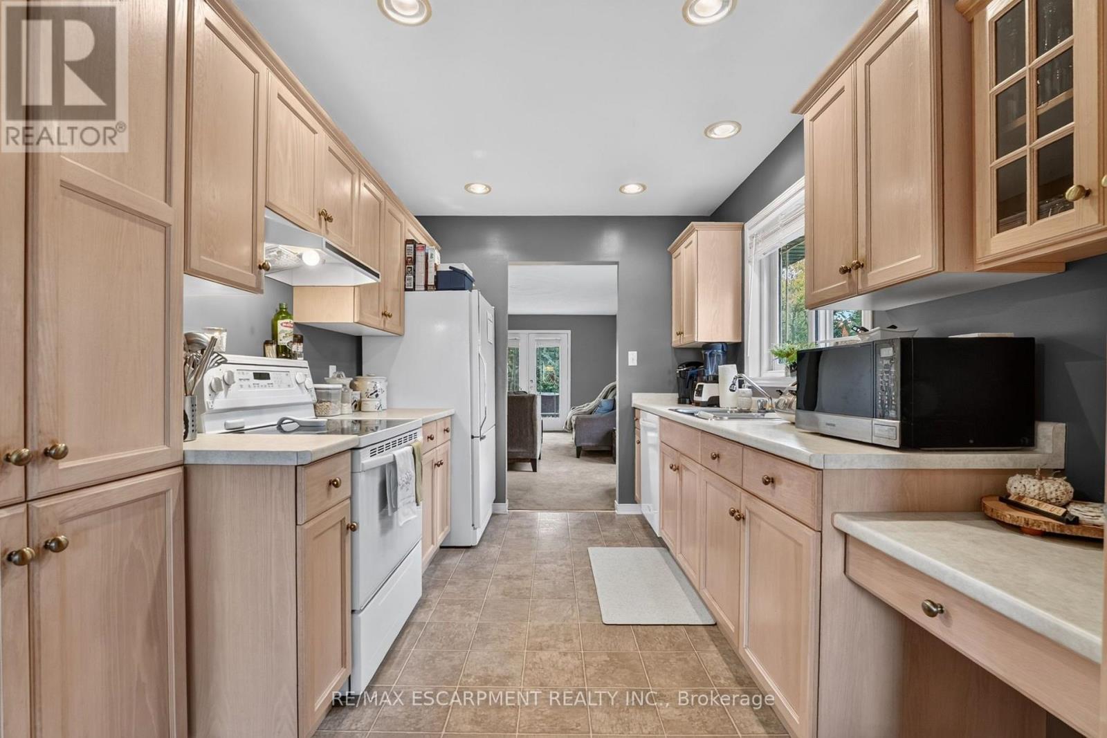 13 Barton Street Property Photo 13