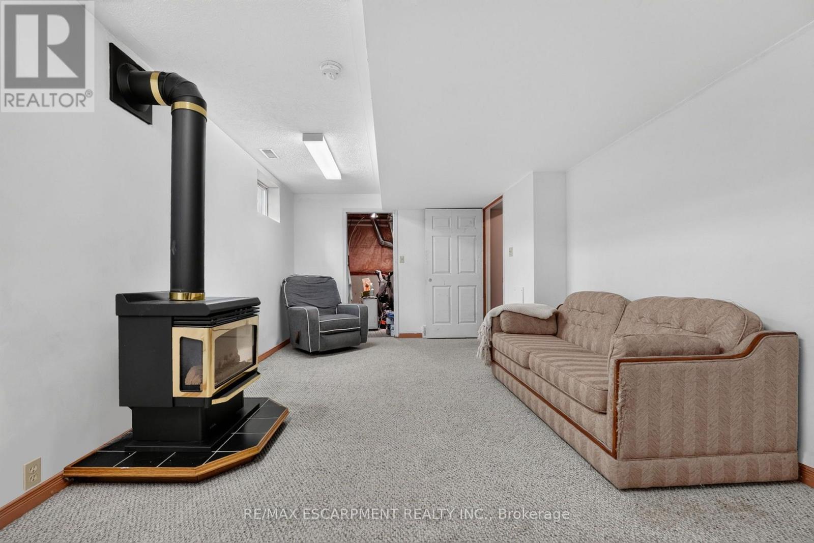 13 Barton Street Property Photo 31