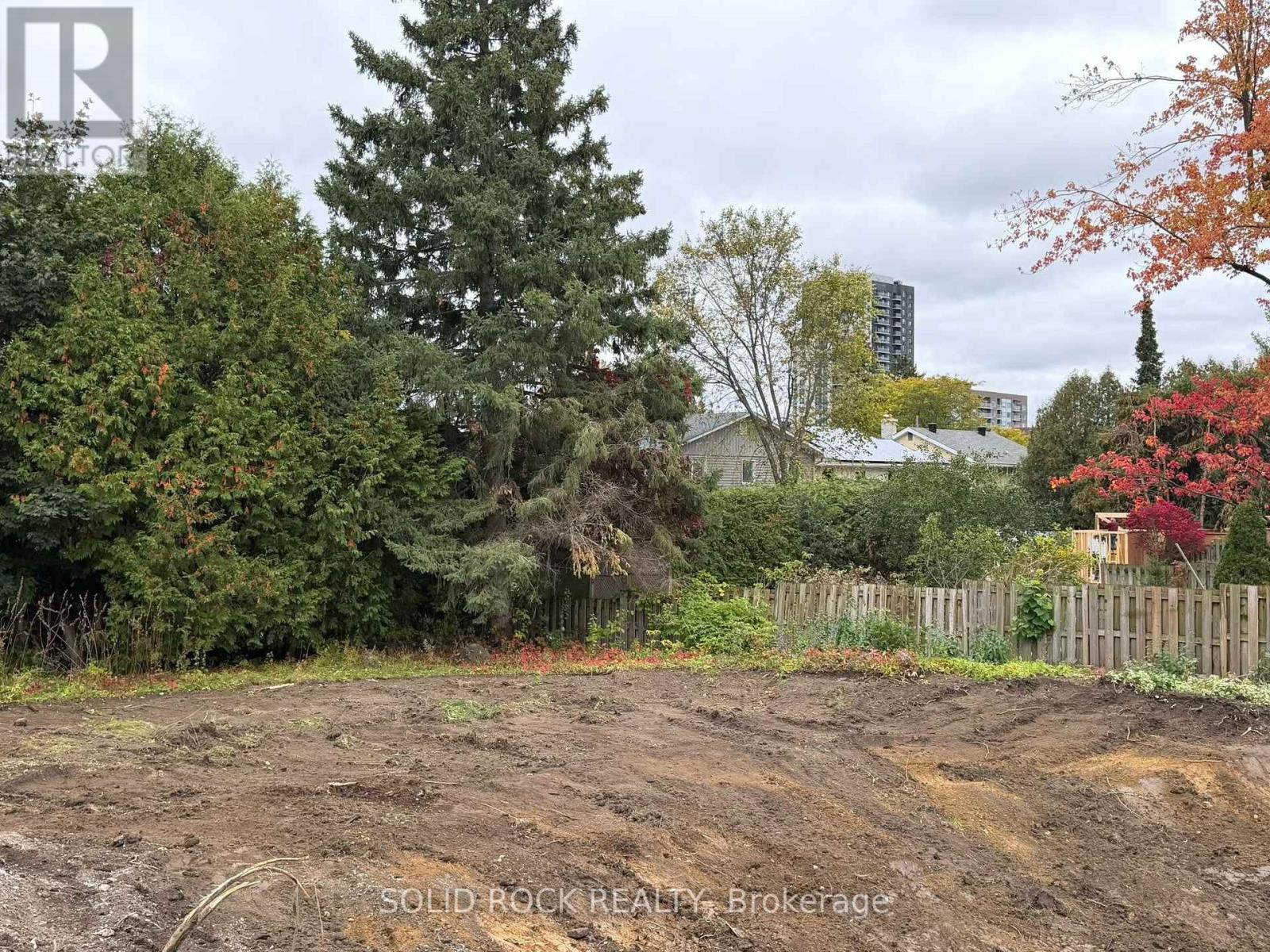 665 Broadview Avenue Property Photo 6