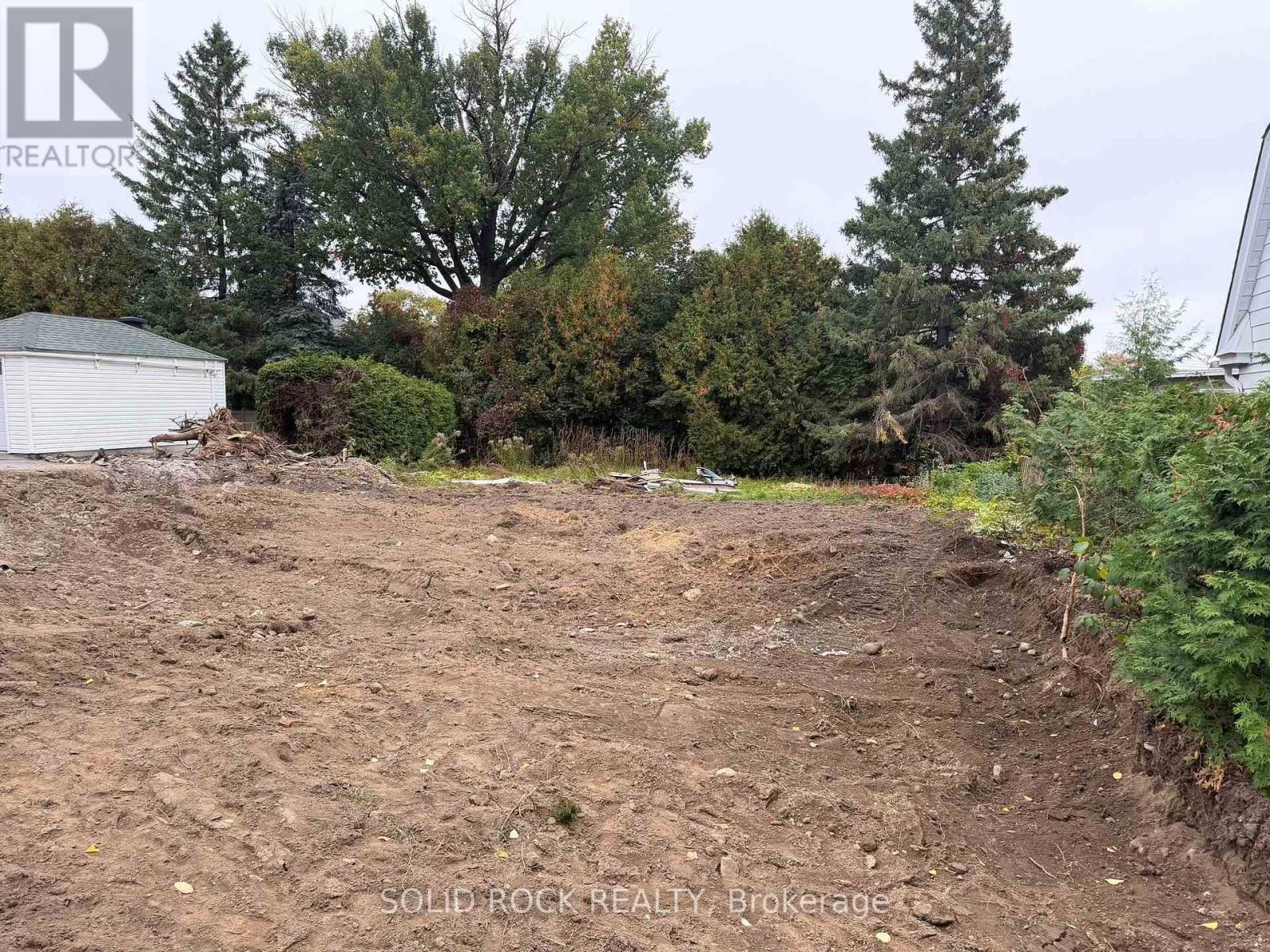 665 Broadview Avenue Property Photo 10