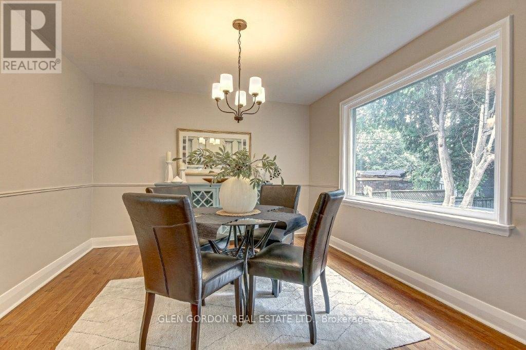 595 Victoria Street Property Photo 7