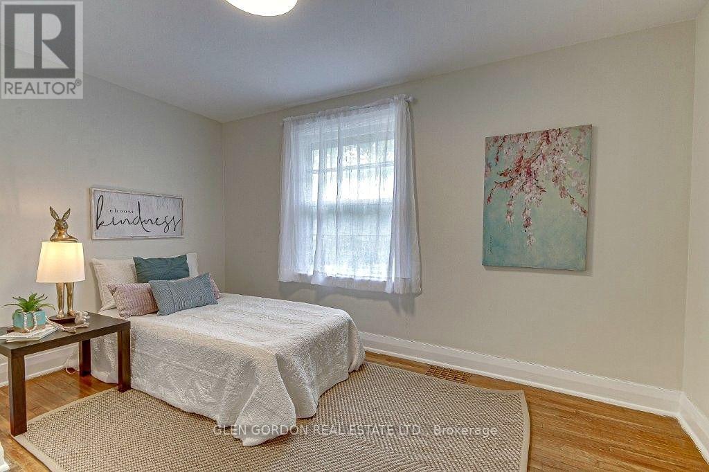 595 Victoria Street Property Photo 13