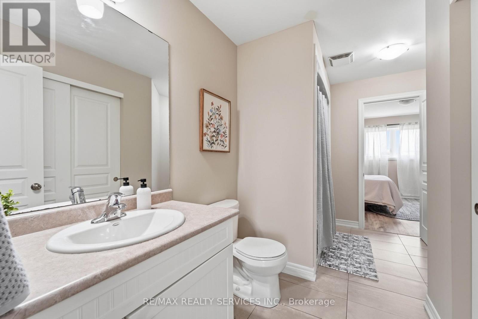 7768 Ascot Circle Property Photo 15