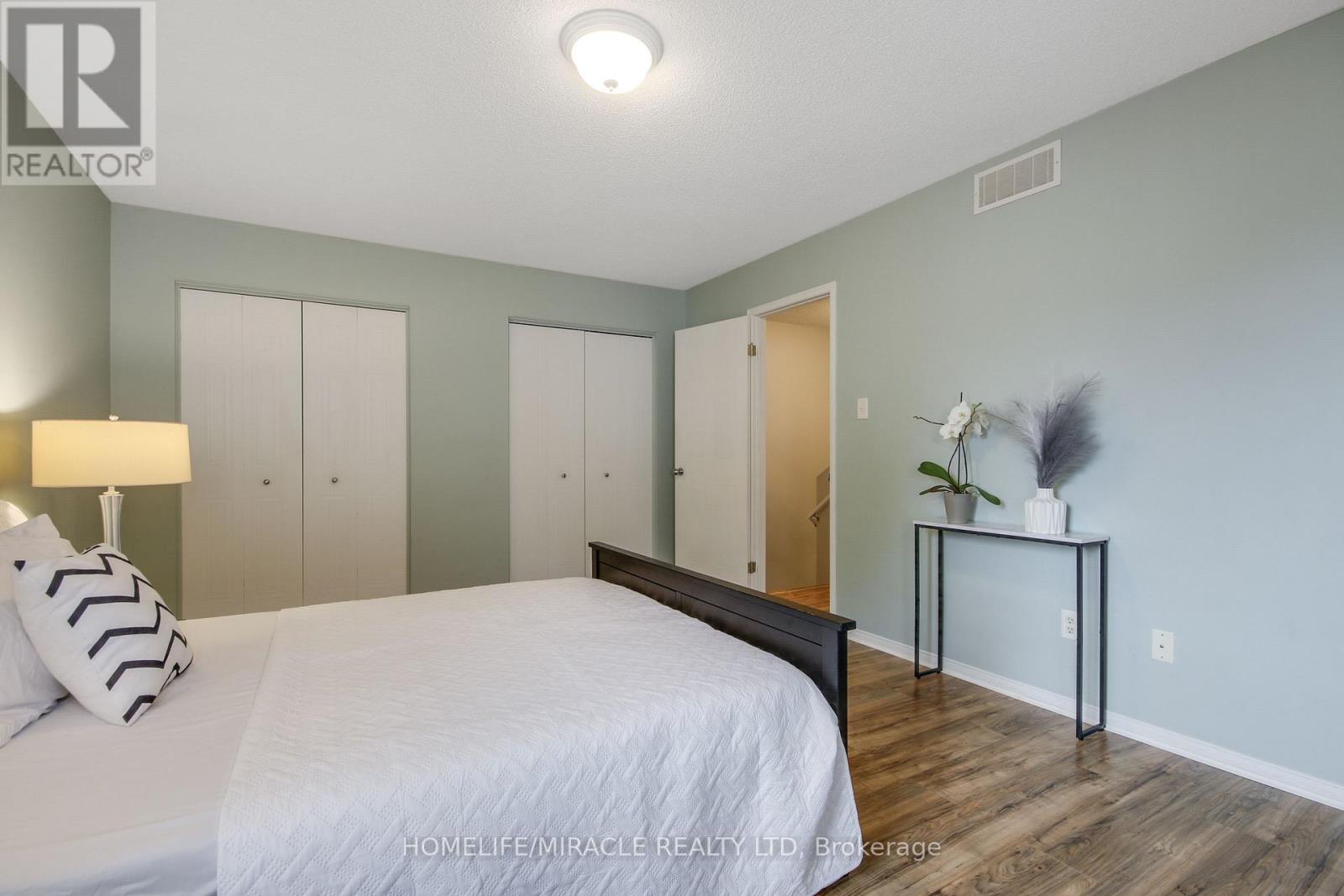 1827 Bloom Crescent Property Photo 15