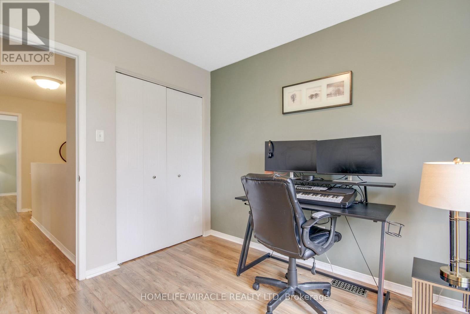 1827 Bloom Crescent Property Photo 16