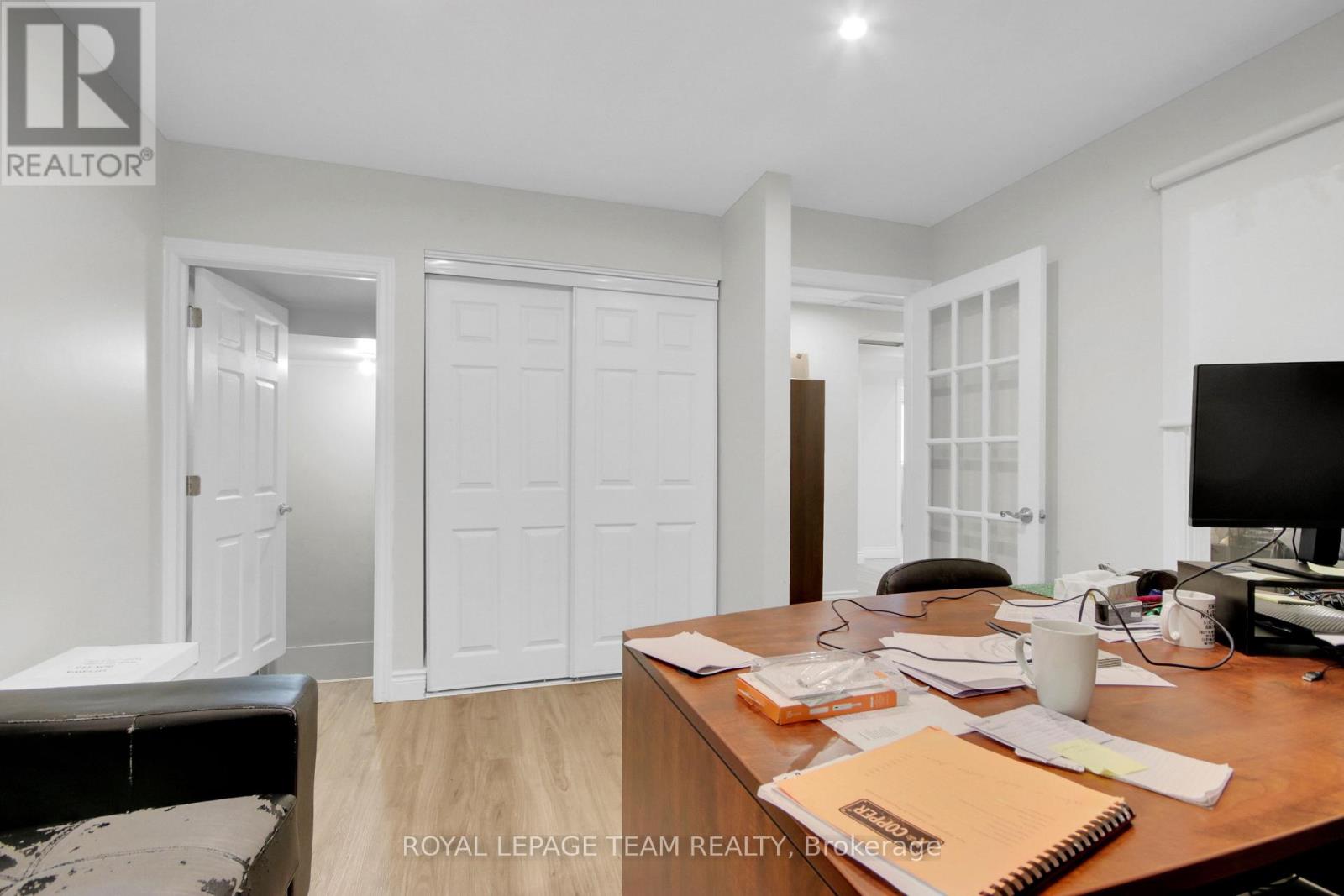 1901 Bank Street Property Photo 18