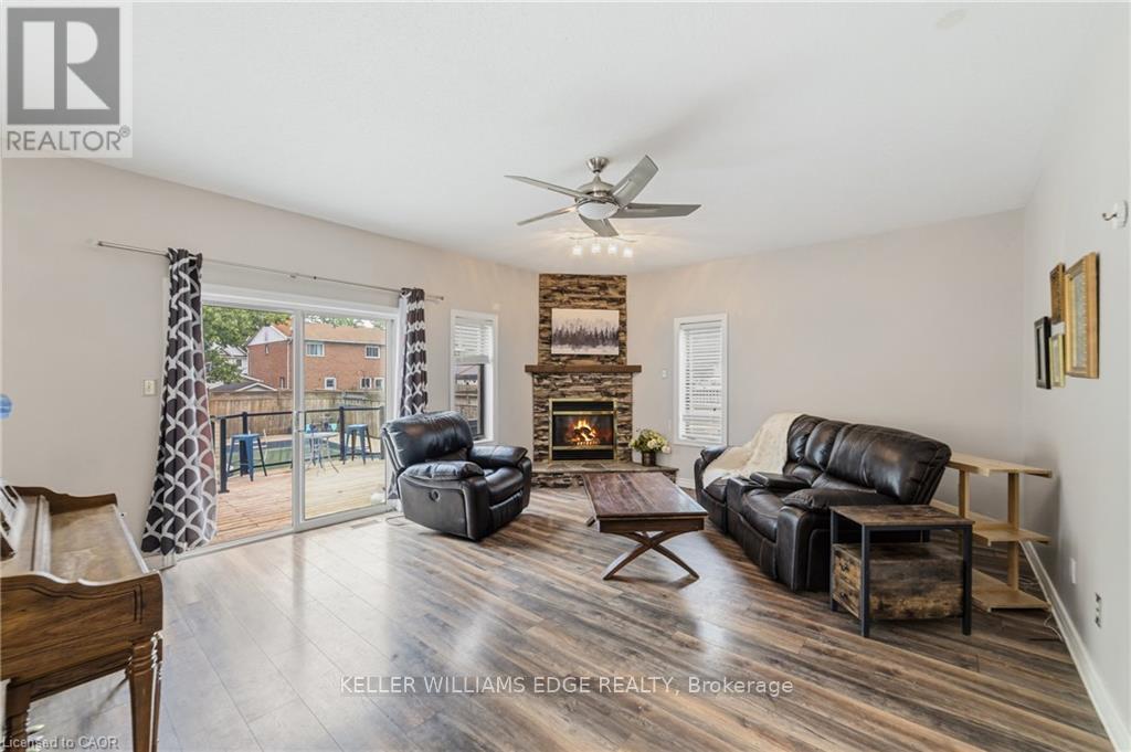 32 Clench Avenue Property Photo 5