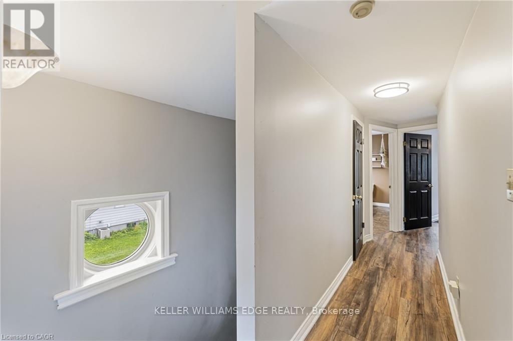 32 Clench Avenue Property Photo 18