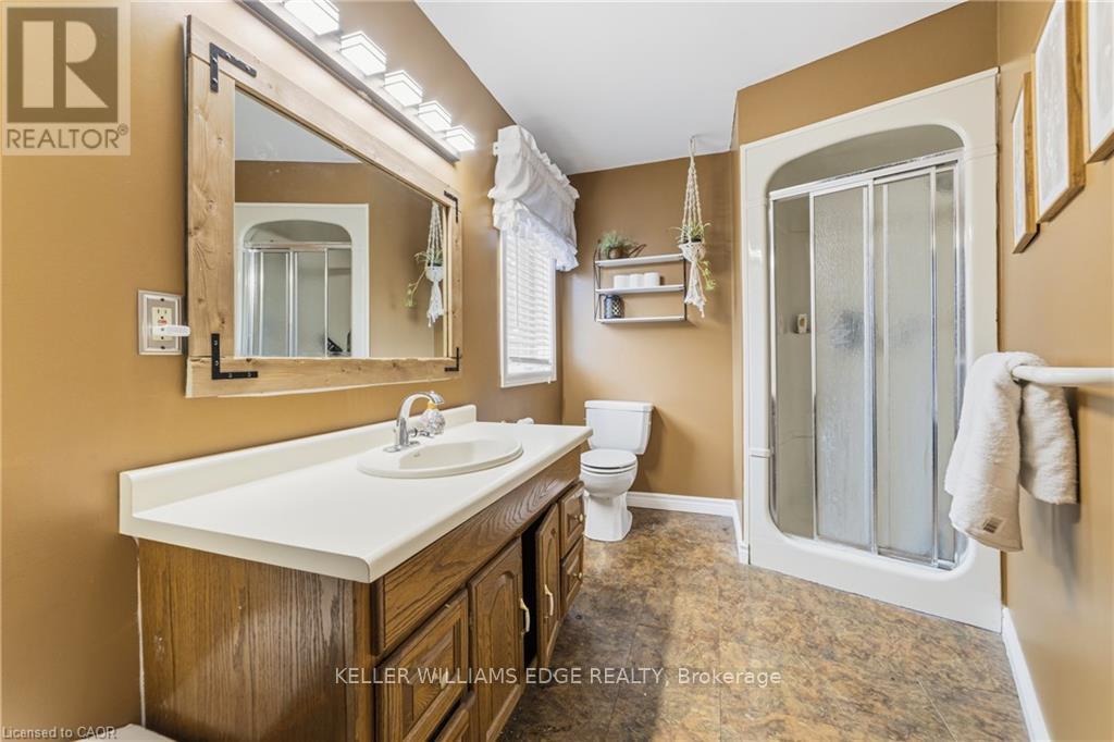 32 Clench Avenue Property Photo 19