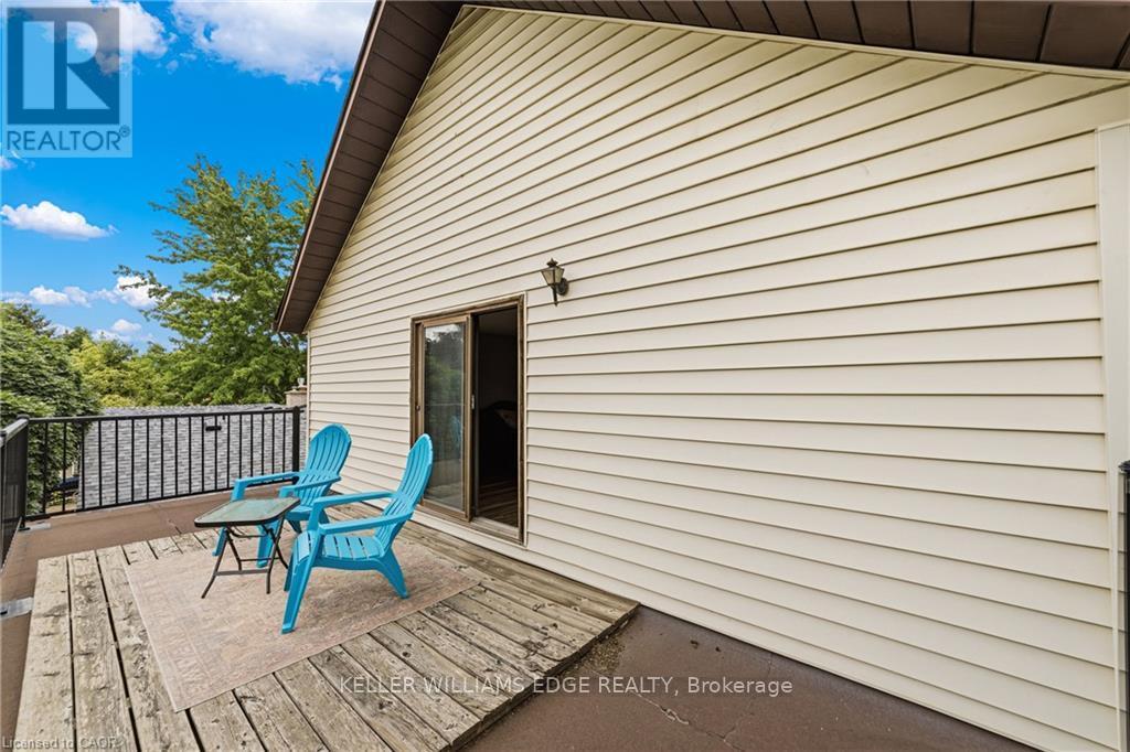 32 Clench Avenue Property Photo 24