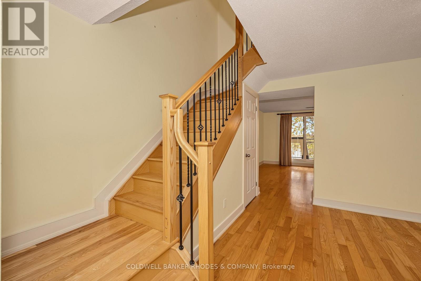 122d - 250 Fountain Place Property Photo 16