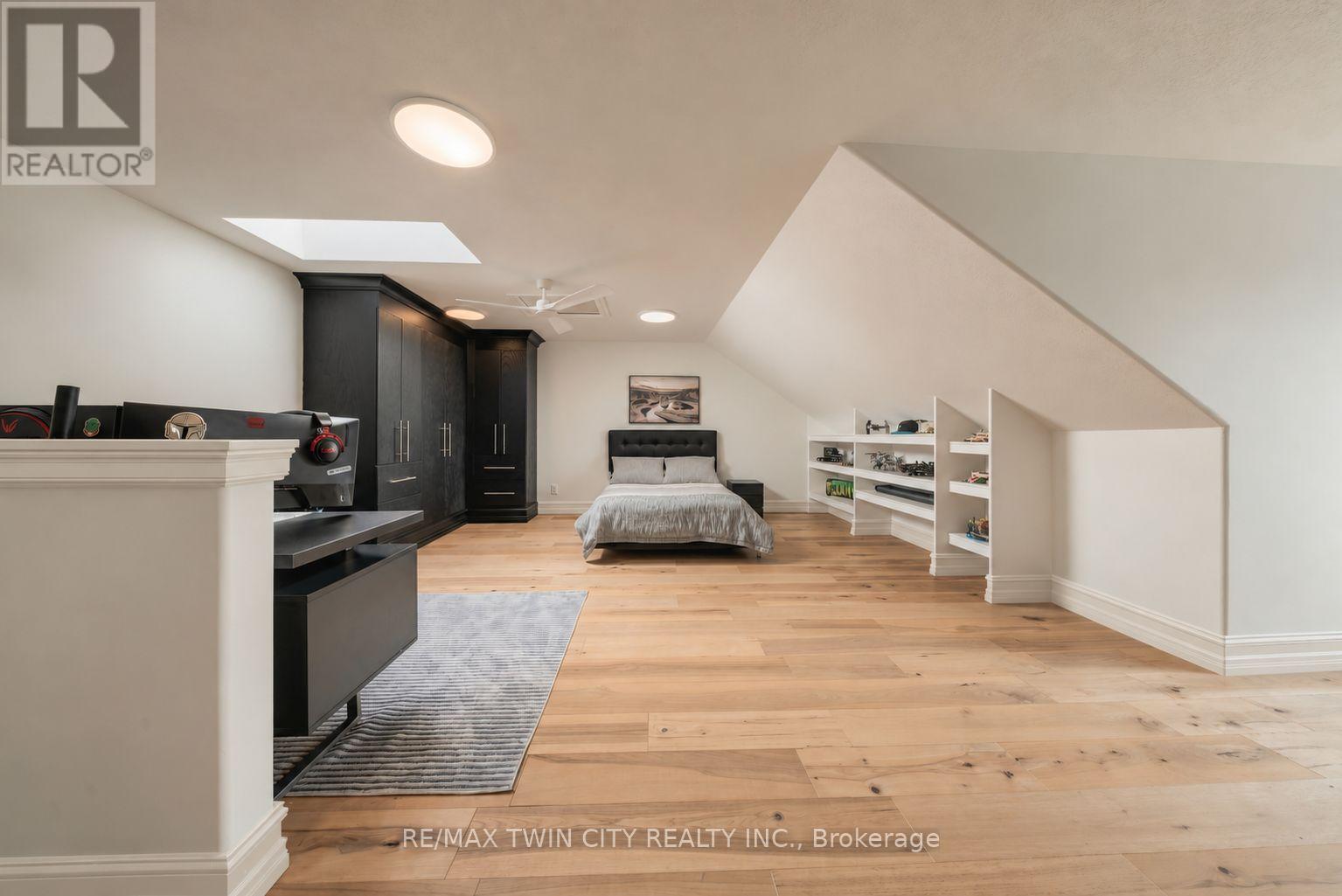 5 Tysons Way Property Photo 23