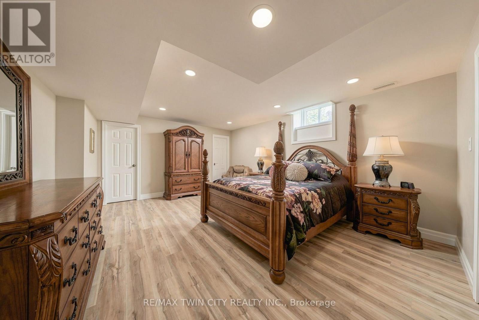 5 Tysons Way Property Photo 36