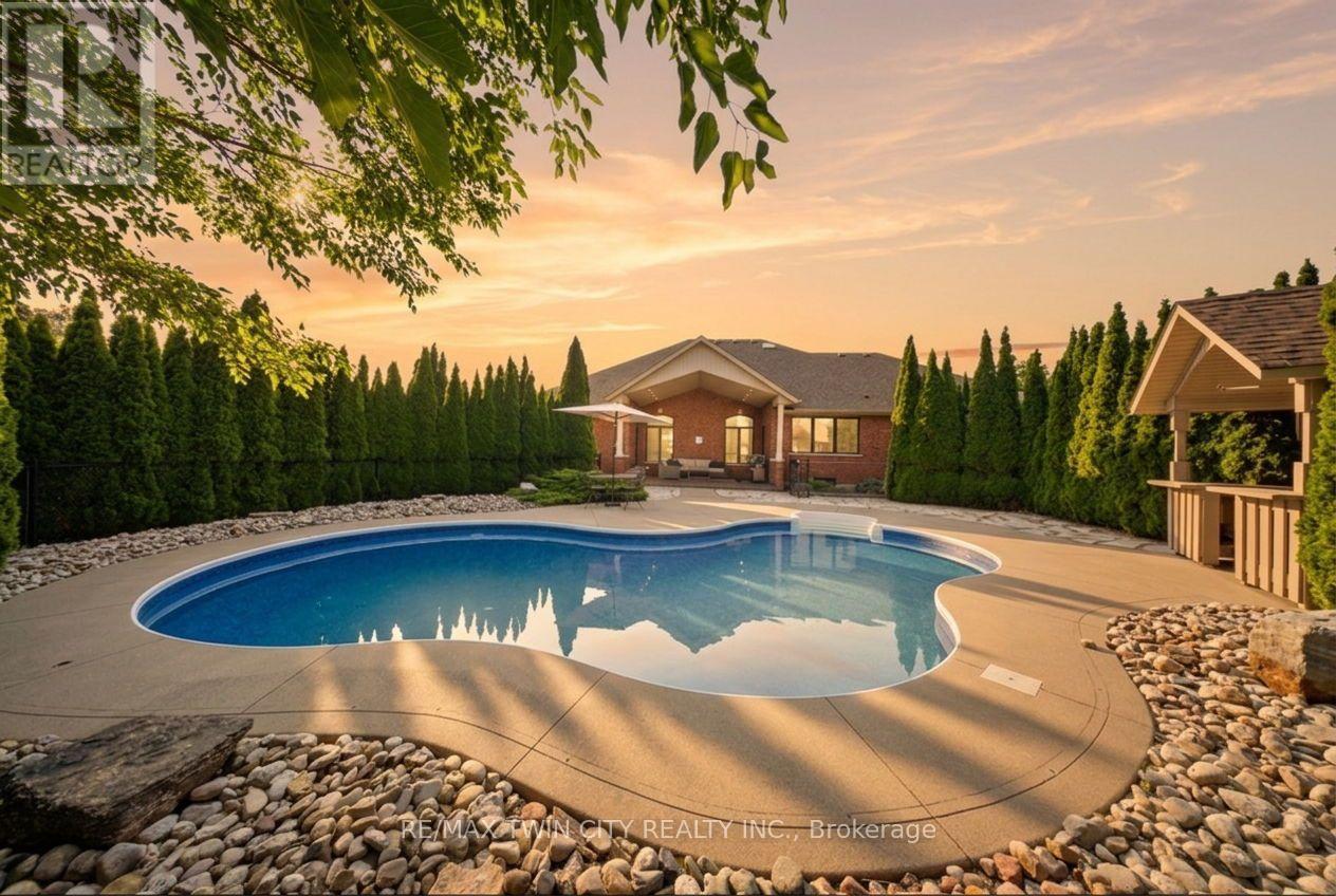 5 Tysons Way Property Photo 40