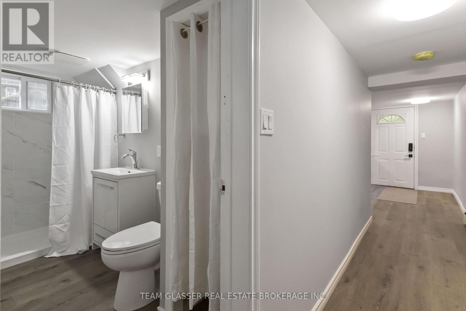 Lower - 378 Grey Street Property Photo 15