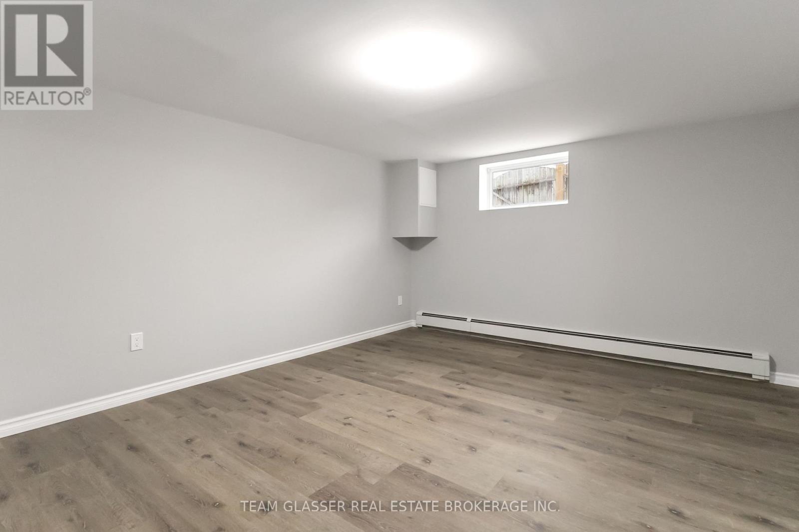 Lower - 378 Grey Street Property Photo 17
