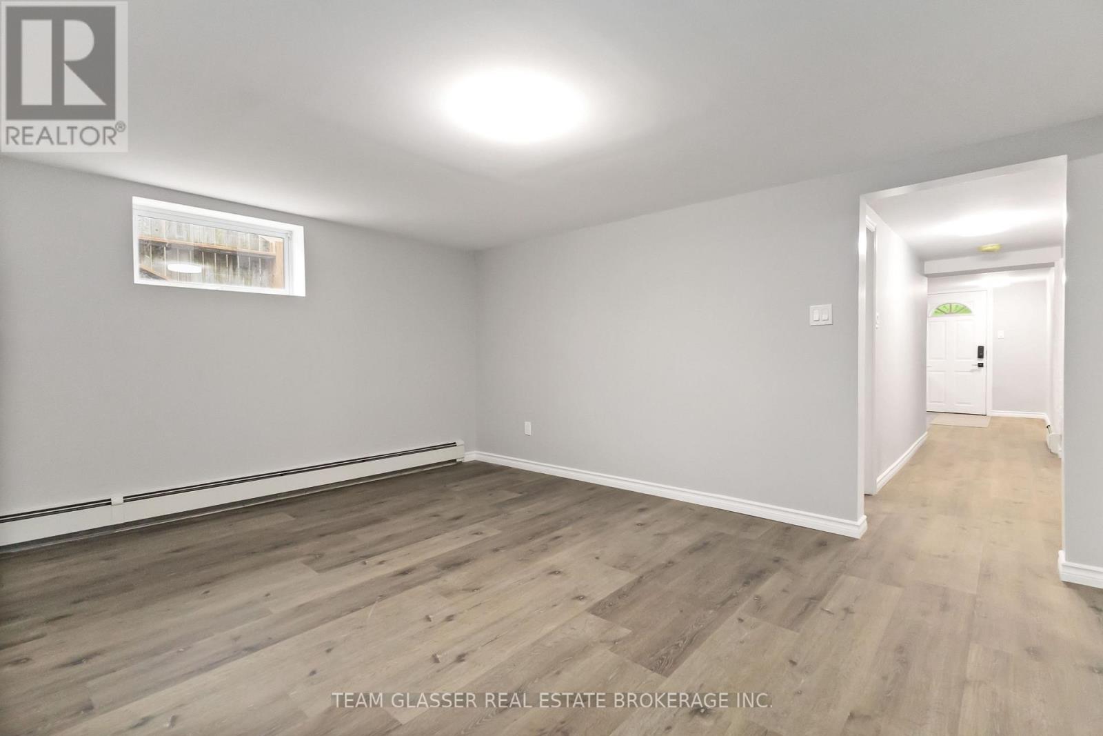Lower - 378 Grey Street Property Photo 18