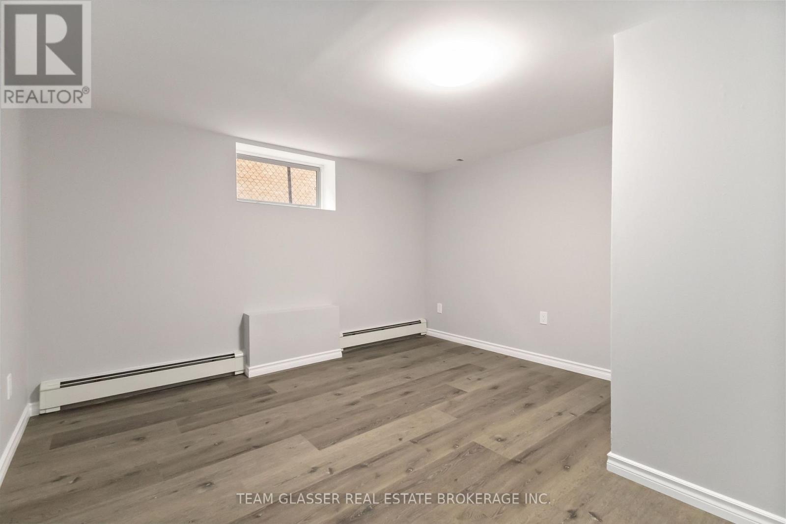 Lower - 378 Grey Street Property Photo 21