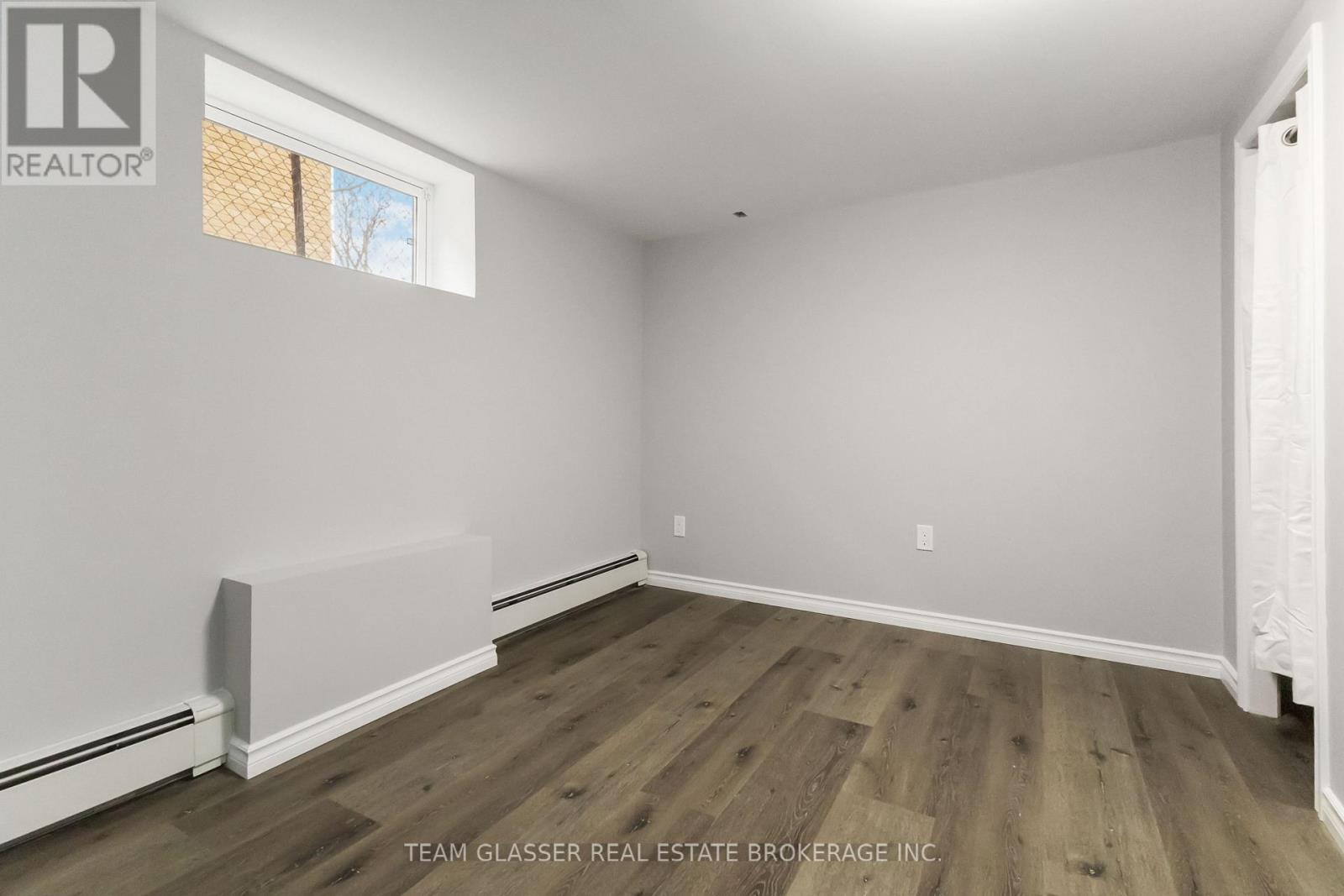 Lower - 378 Grey Street Property Photo 23