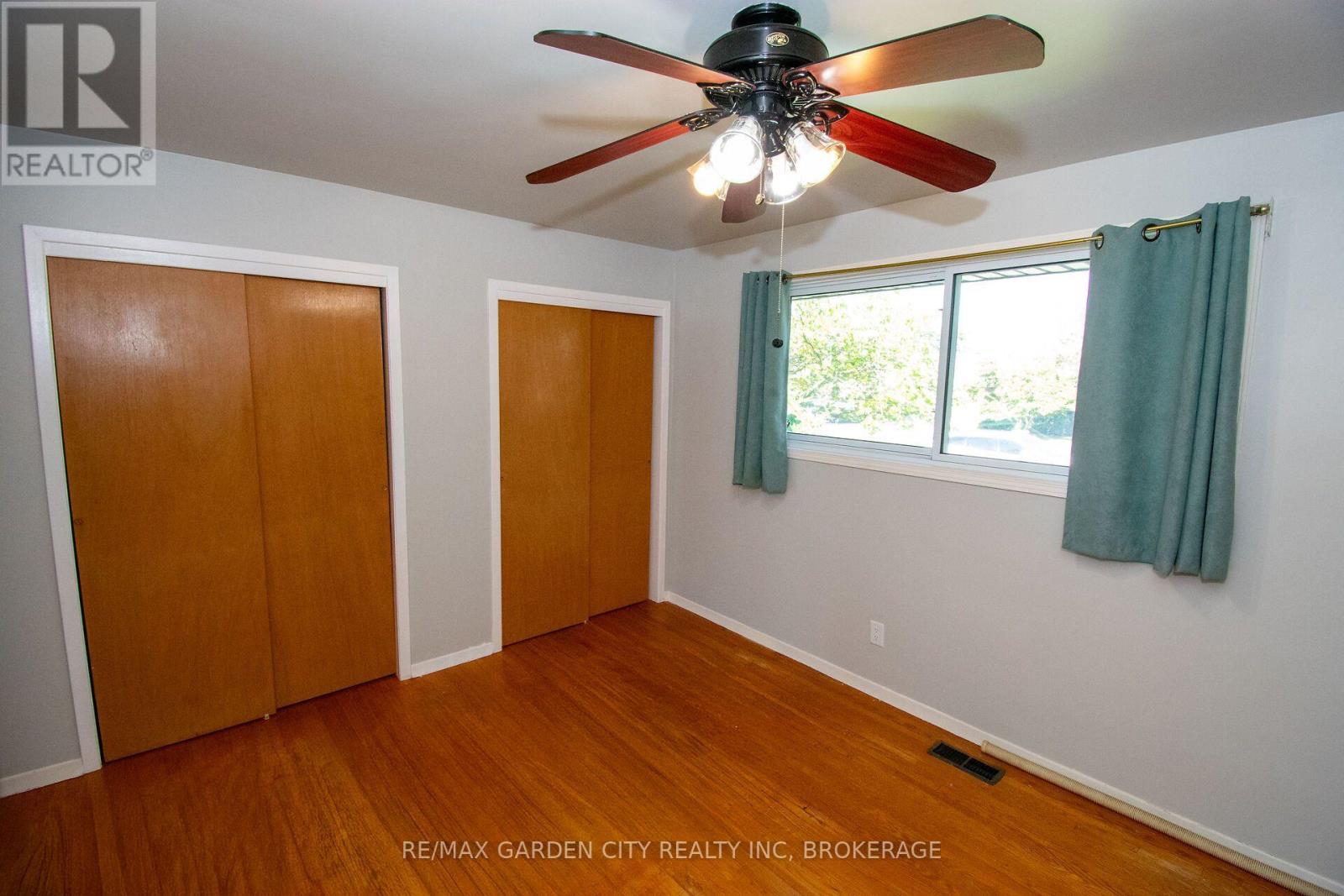 15 Karen Crescent Property Photo 18