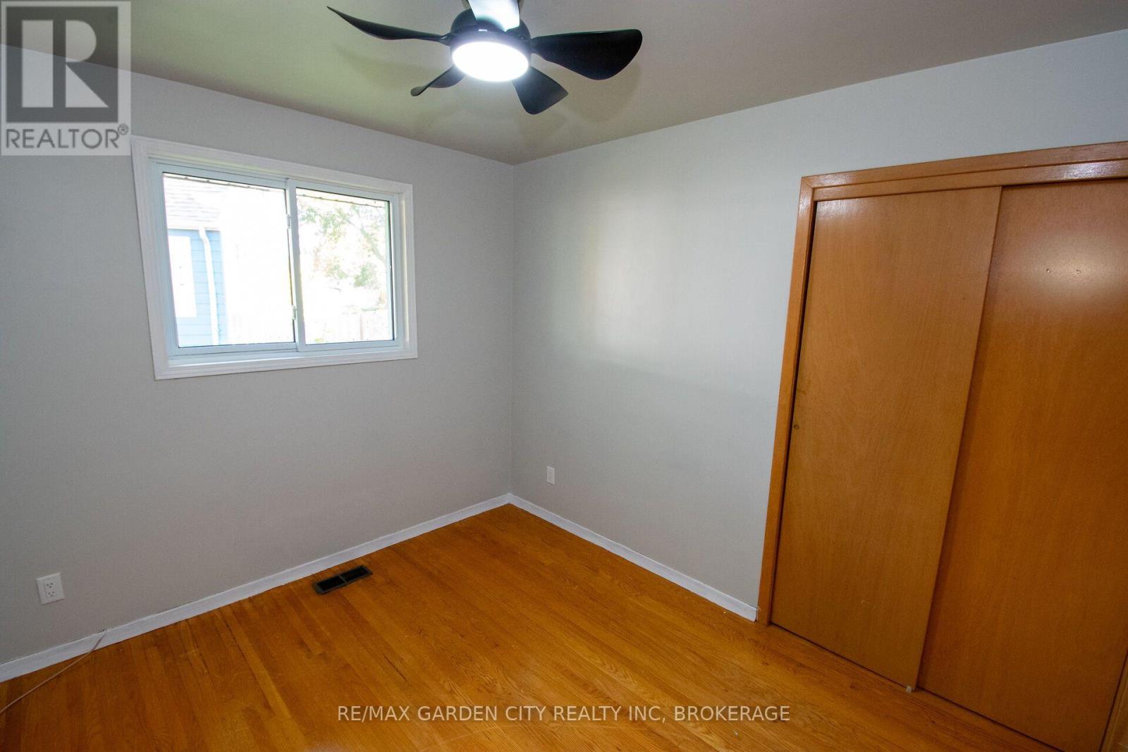 15 Karen Crescent Property Photo 29