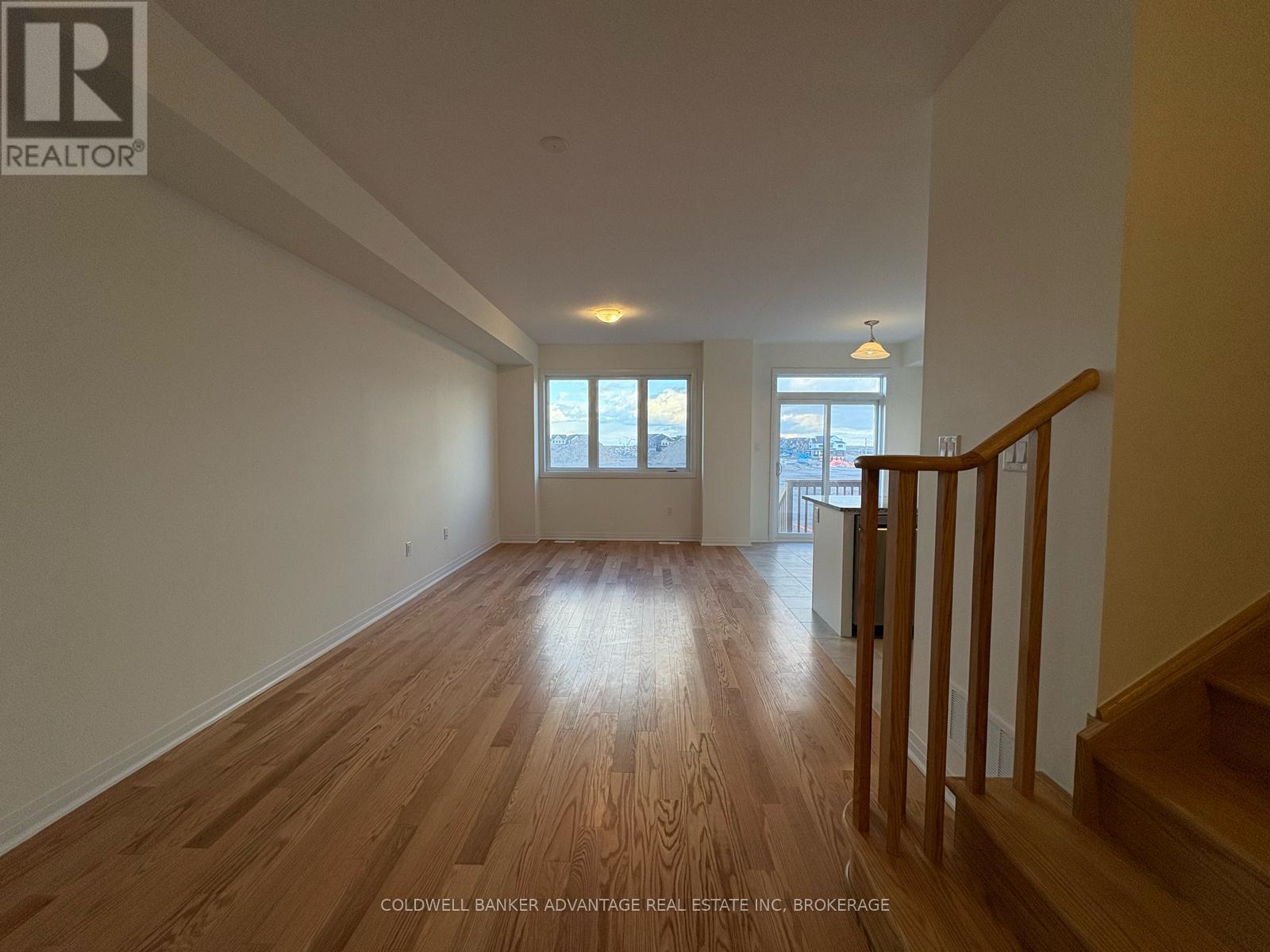 216 Port Crescent Property Photo 9