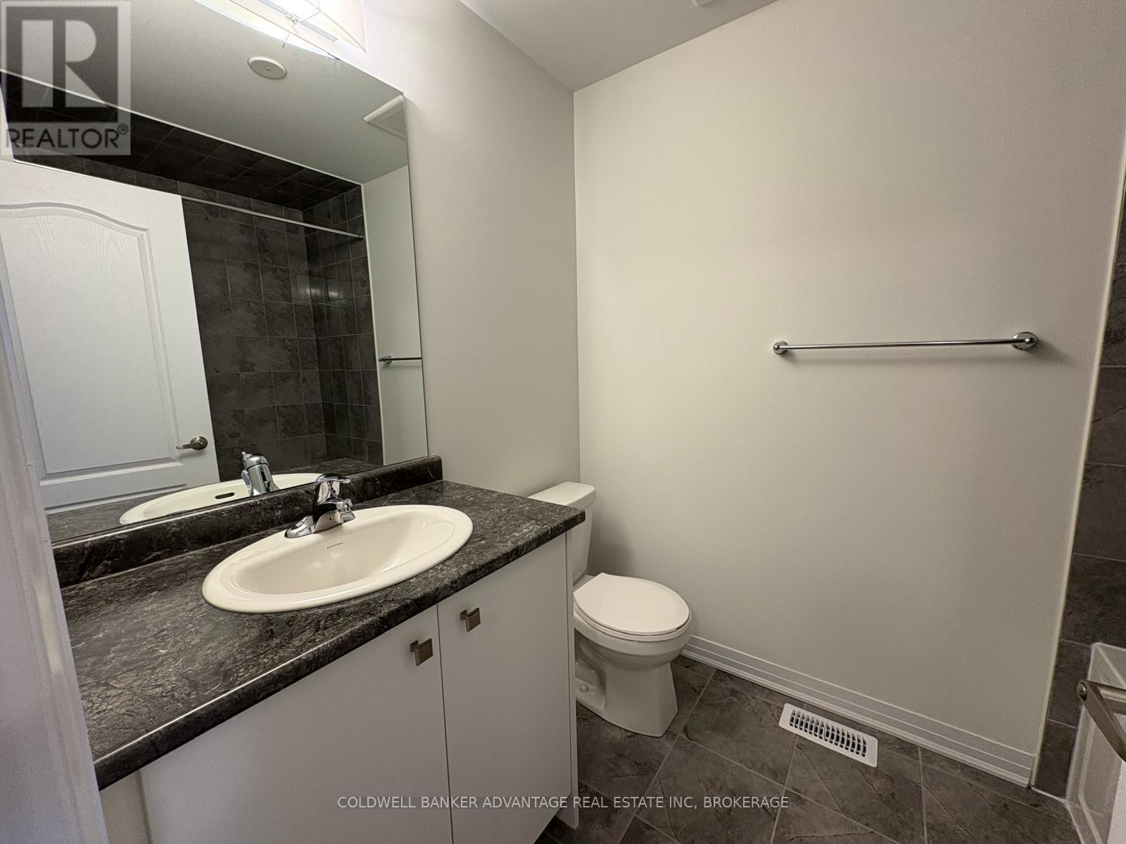 216 Port Crescent Property Photo 16