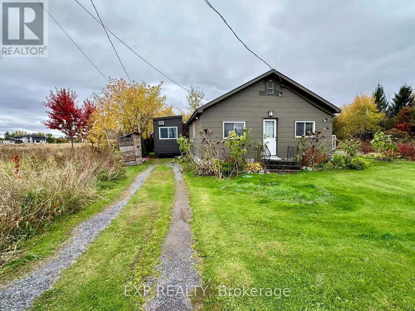 460 River Road Property Photo 5